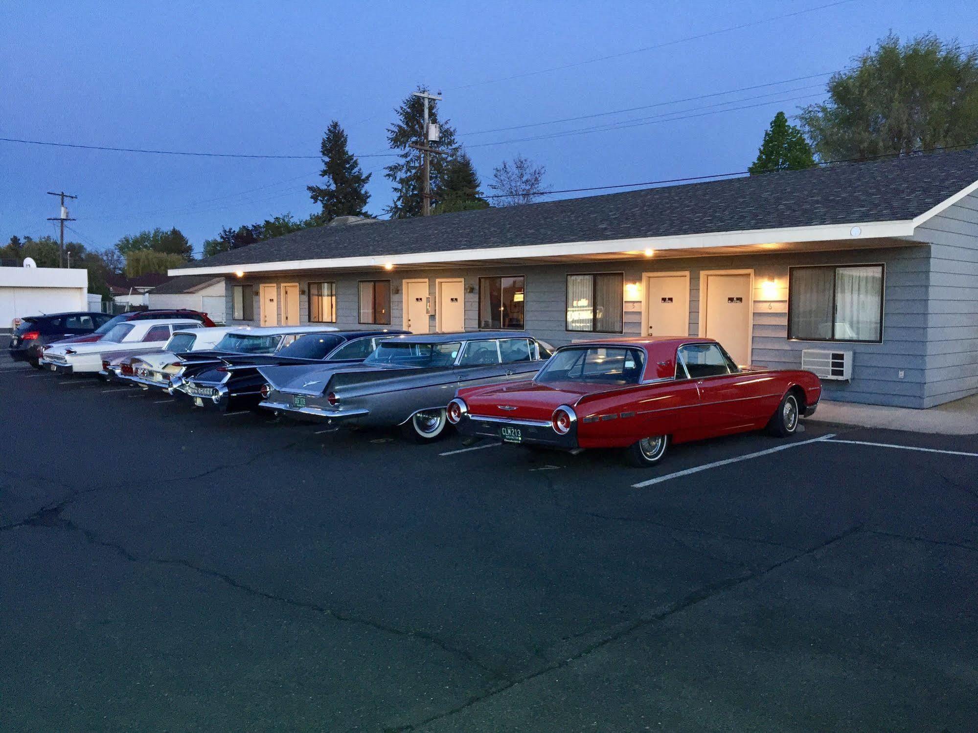 The Davenport Motel Exterior foto